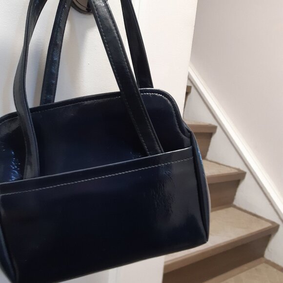 Old-style Navy patent kiss-close handbag - Picture 2 of 8